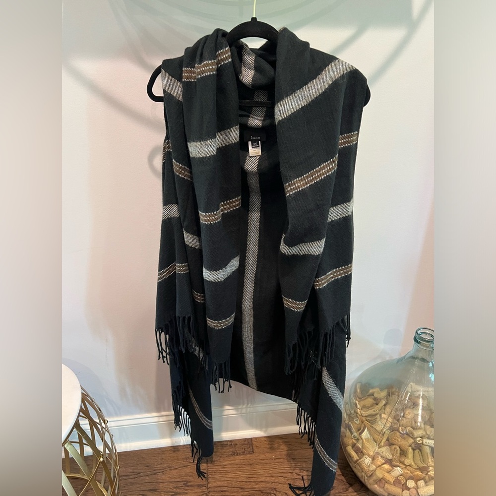 Sleeveless cardigan